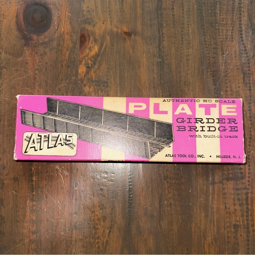 Vtg Atlas HO Scale PLATE Girder Bridge W/ Built In Track In Box USA Made No. 85